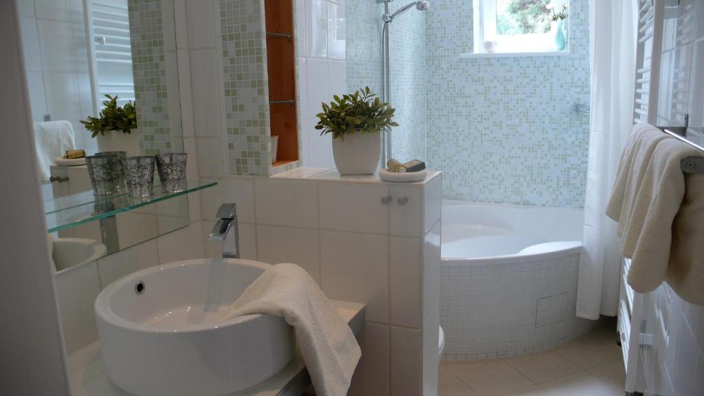 לובן Pension Villa Fortuna חדר תמונה